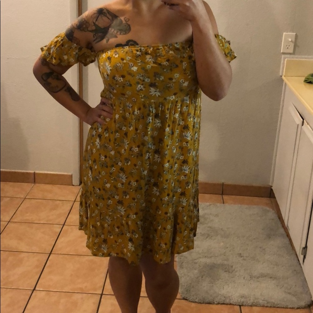 🌻MOSSIMO/ Boho Style Ditsy Floral Dress 🌻